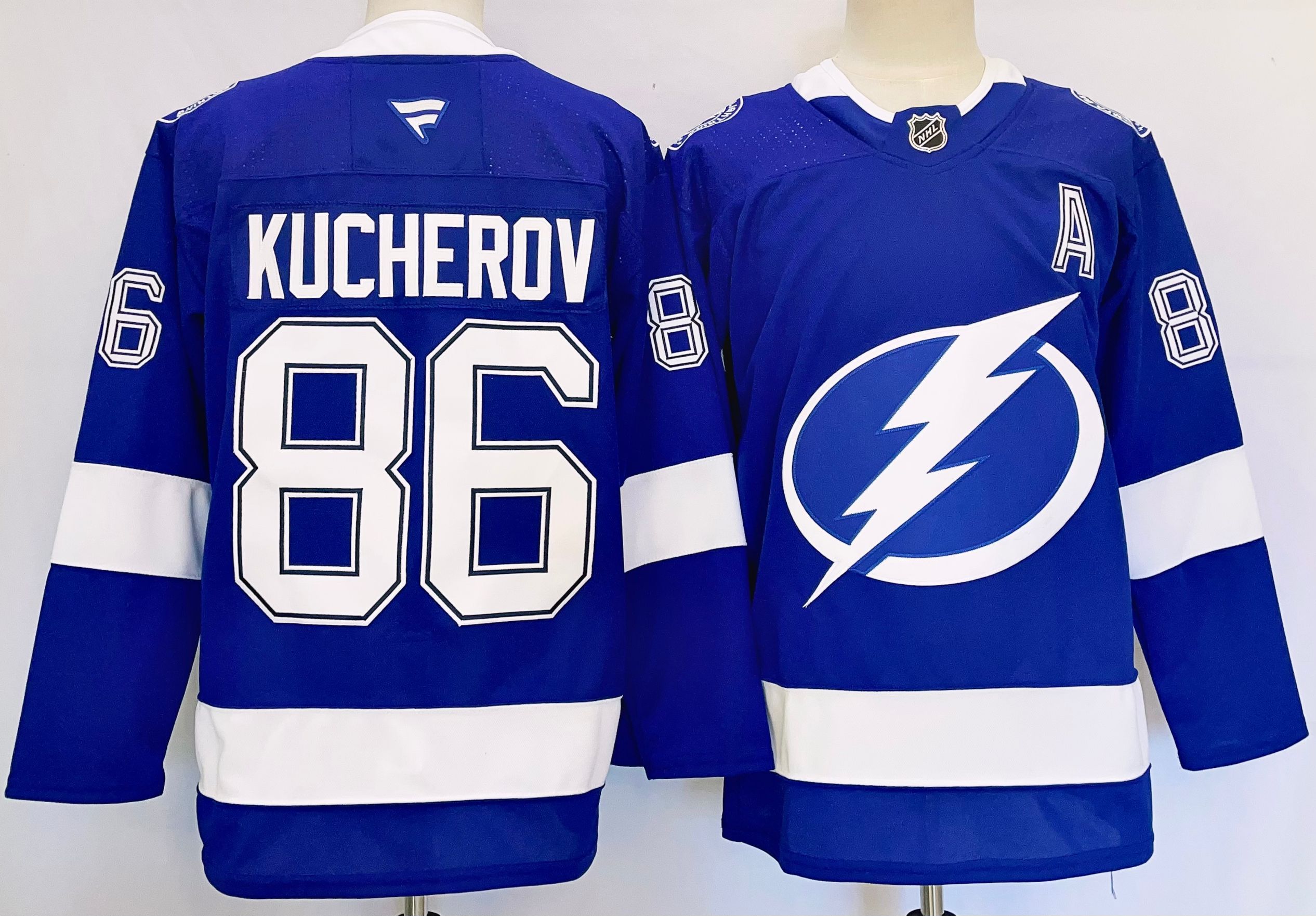 Men Tampa Bay Lightning #86 Kucherov Blue 2025 Home Premier Player NHL Jersey